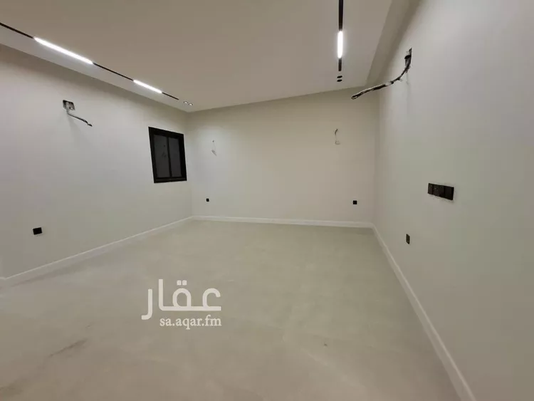 دور للبيع في شارع محمد المصلح, حي بدر, مدينة الرياض, منطقة الرياض صورة 4