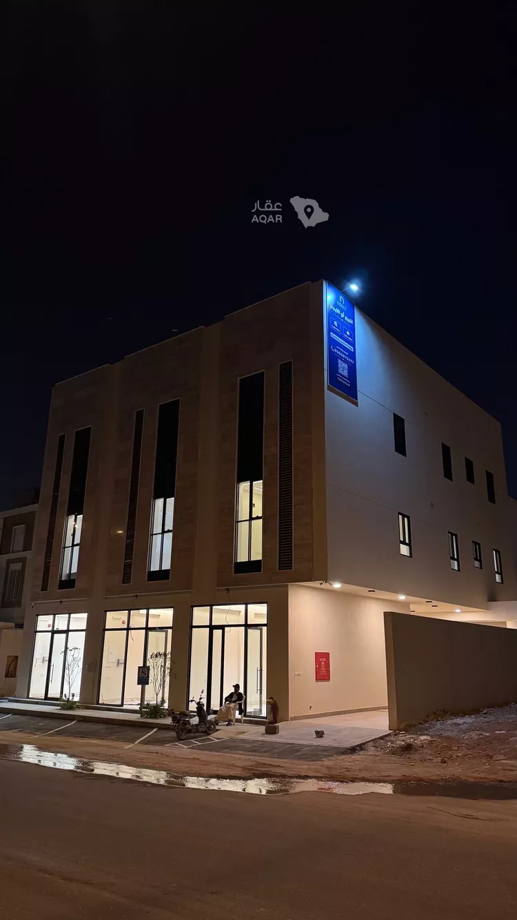 عمارة للبيع في شارع أحمد بن هاشم, حي المهدية, مدينة الرياض, منطقة الرياض