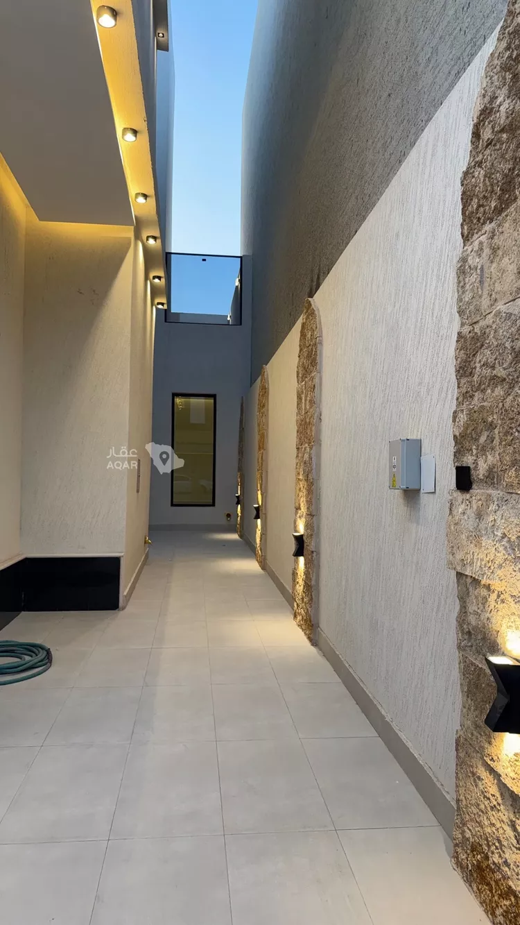 Villa for Sale in Riyadh Al Mahdiyah 6