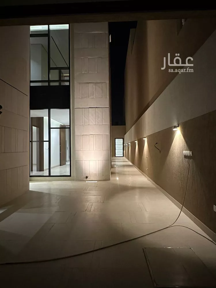 فيلا للبيع في شارع محمد بن هبة الله, حي المهدية, مدينة الرياض, منطقة الرياض صورة 3