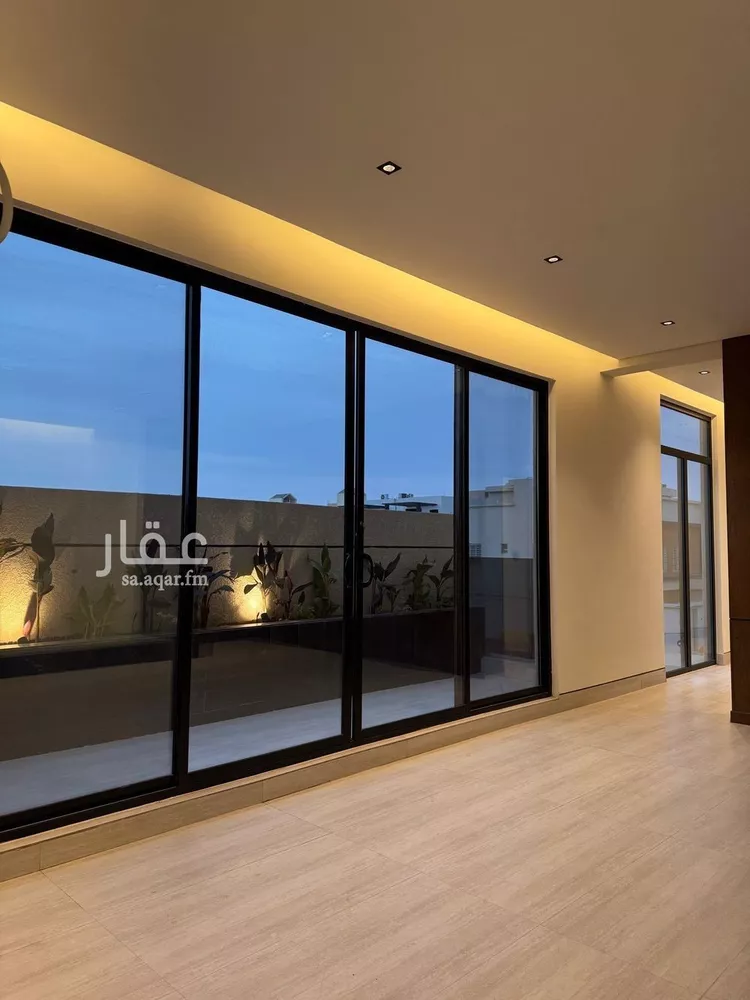 فيلا للبيع في شارع محمد بن هبة الله, حي المهدية, مدينة الرياض, منطقة الرياض صورة 5