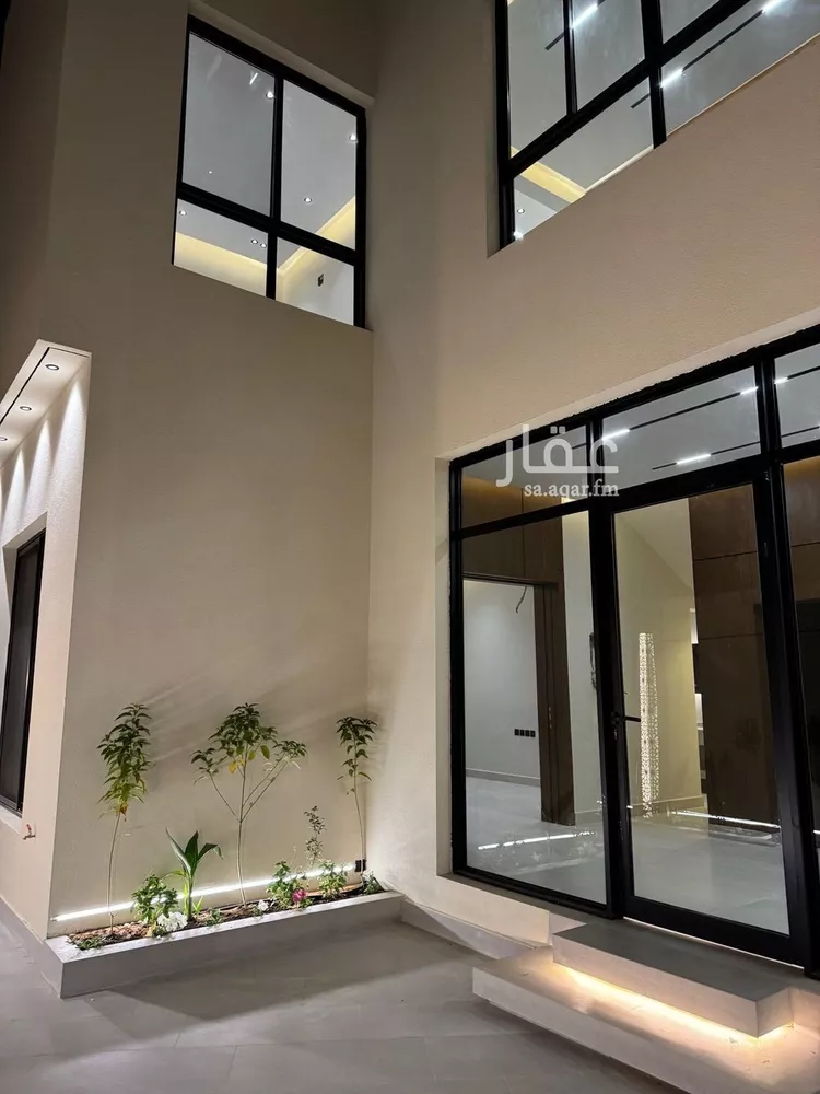 فيلا للبيع في شارع قطب الدين بن السلطان, حي المهدية, مدينة الرياض, منطقة الرياض