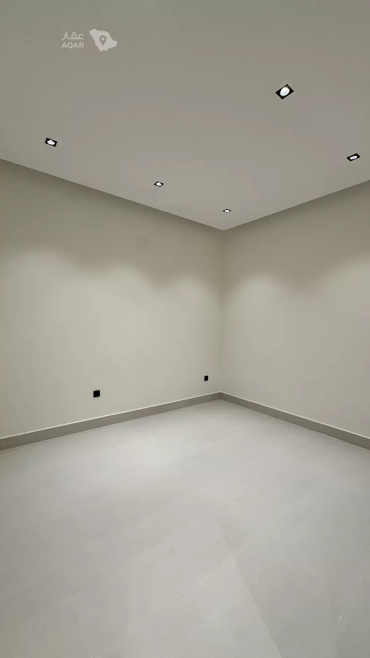 Villa for Sale in Riyadh Al Mahdiyah 13