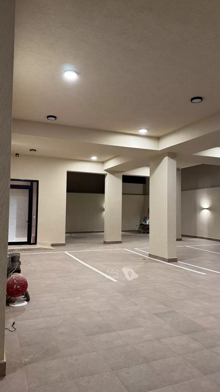 Building for Sale in Riyadh Al Mahdiyah صورة 3