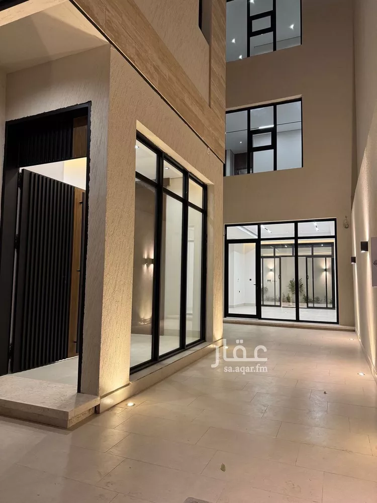 فيلا للبيع في شارع محمد بن عبدالرحمن ريس, حي المهدية, مدينة الرياض, منطقة الرياض صورة 4