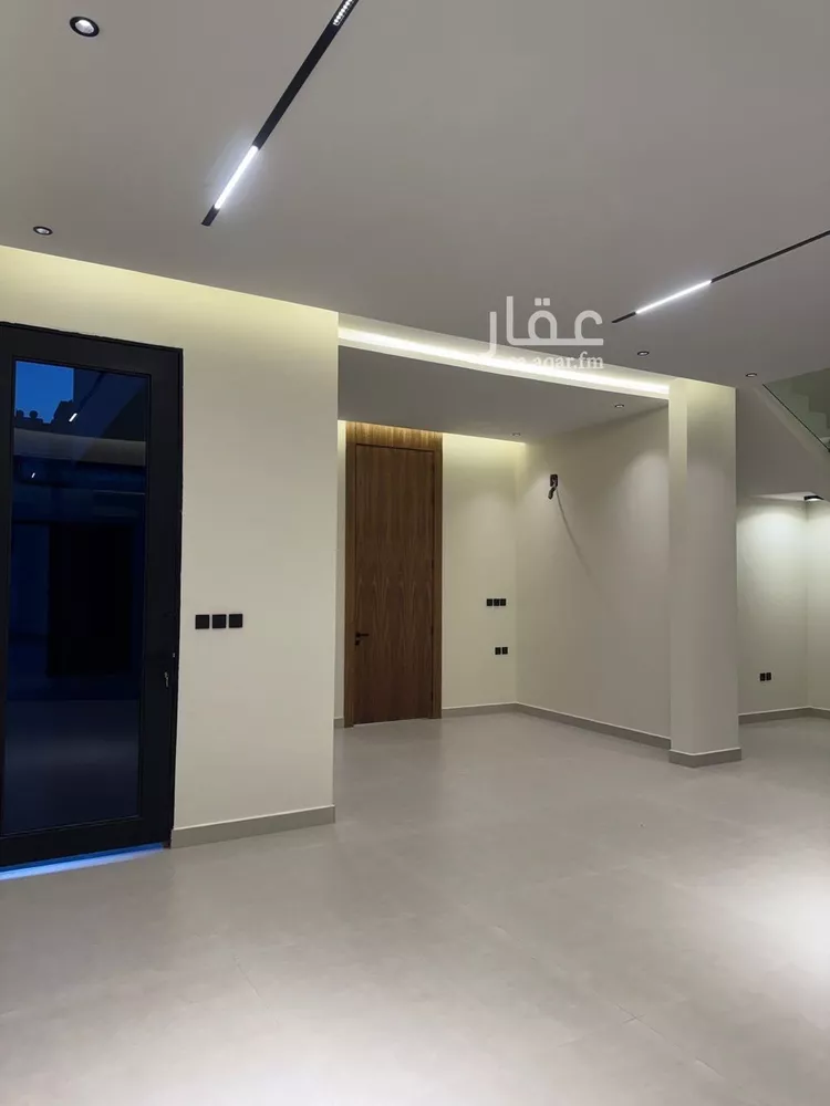 فيلا للبيع في شارع ابي نزار, حي المهدية, مدينة الرياض, منطقة الرياض صورة 4