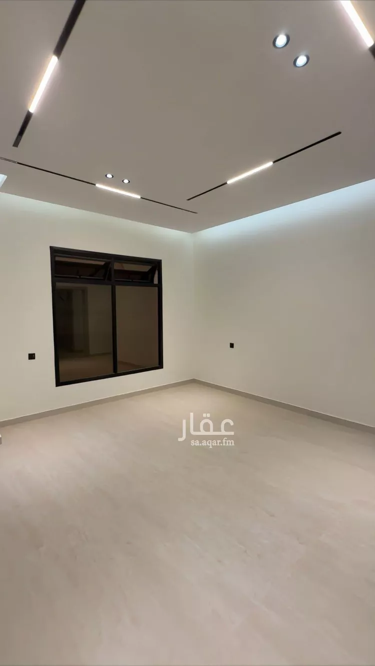 فيلا للبيع في شارع أم عبدالرحمن الصالحي, حي المهدية, مدينة الرياض, منطقة الرياض 7