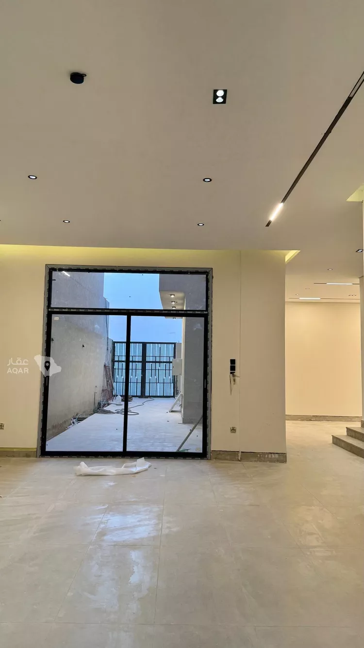 فيلا للبيع في شارع فؤاد سزكين, حي المهدية, مدينة الرياض, منطقة الرياض 4