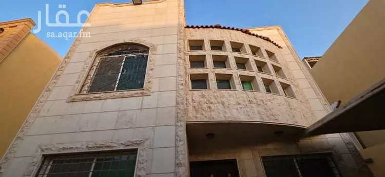 فيلا للبيع في شارع أبي القاسم بن الطوسي, حي الحمراء, مدينة الرياض, منطقة الرياض