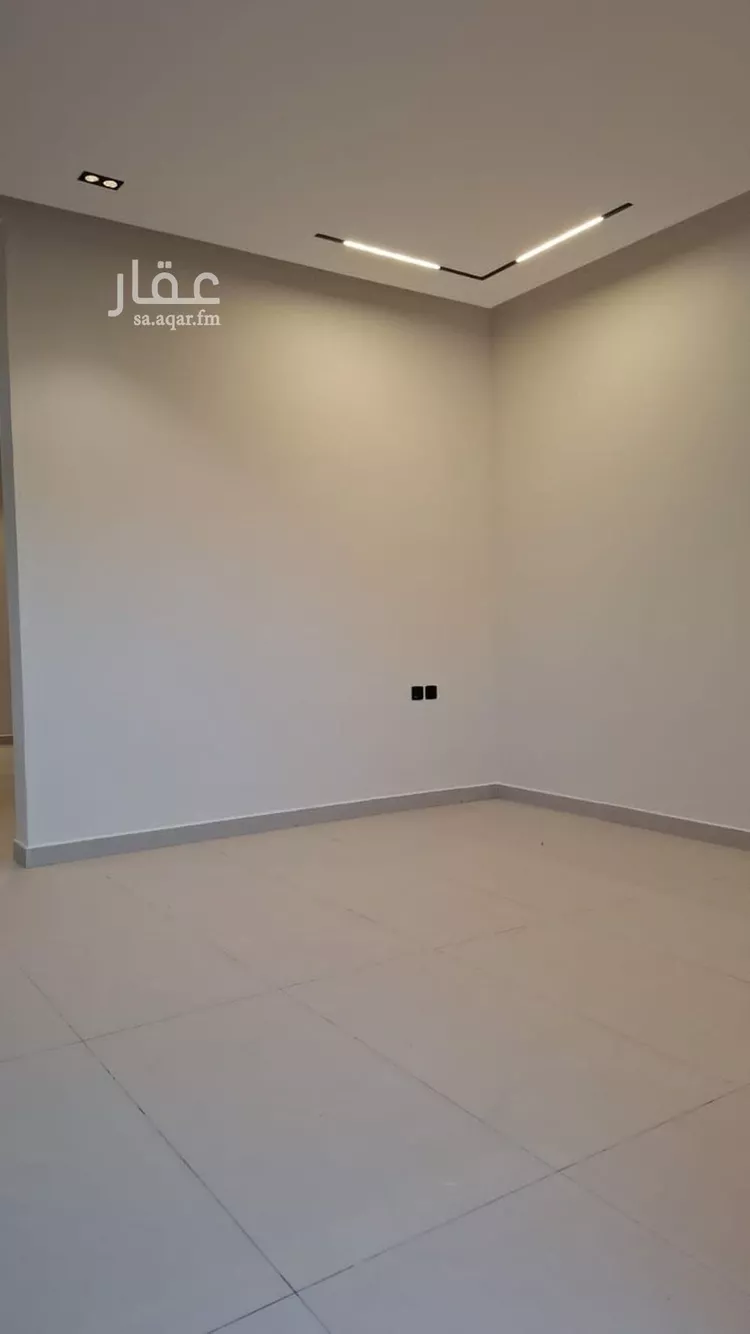 فيلا للبيع في شارع عبدالرحمن بن يسار, حي المونسية, مدينة الرياض, منطقة الرياض صورة 2