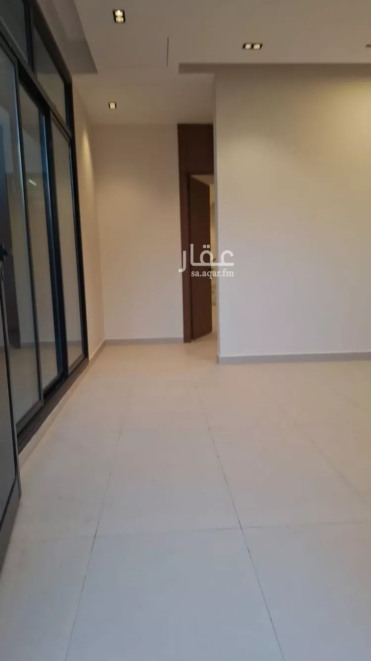 فيلا للبيع في شارع عبدالرحمن بن يسار, حي المونسية, مدينة الرياض, منطقة الرياض