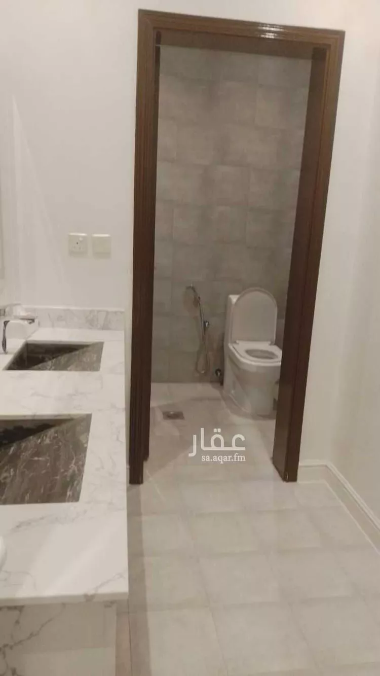 مكتب تجاري للإيجار في شارع الملك عبدالعزيز ابن عبدالرحمن سعود الفرعي, حي الياسمين, مدينة الرياض, منطقة الرياض صورة 5