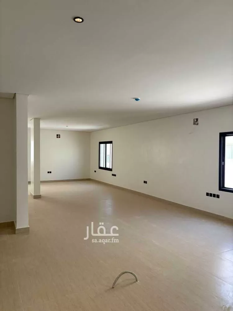 Commercial Office for Rent in Riyadh Al Yasmin 6
