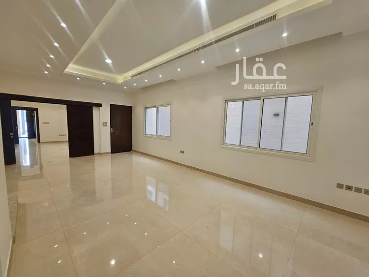 فيلا للبيع في شارع محمد بن سلامة إبراهيم, حي العارض, مدينة الرياض, منطقة الرياض 13