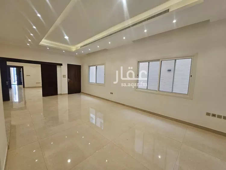 فيلا للبيع في شارع أحمد الخزرجي, حي العارض, مدينة الرياض, منطقة الرياض 8