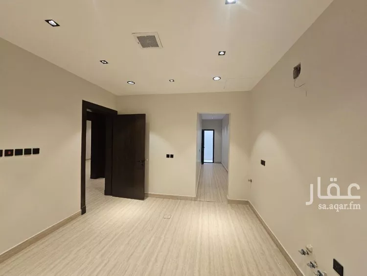 دور للبيع في شارع المعاسير, حي العارض, مدينة الرياض, منطقة الرياض صورة 2