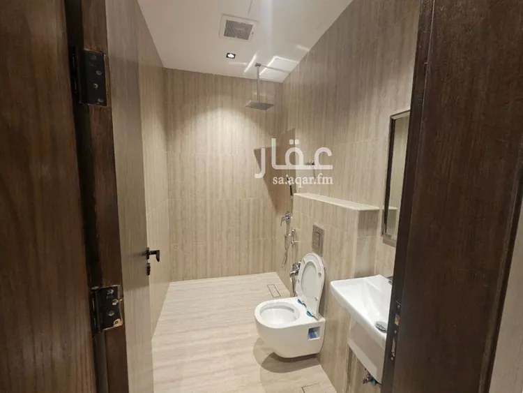 Floor for Sale in Riyadh Al Arid 13