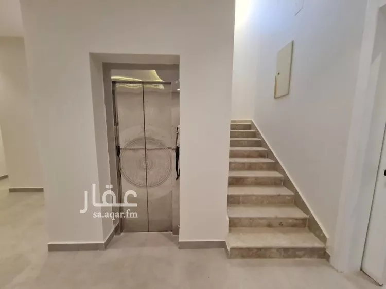 فيلا للبيع في شارع خالد بن زهير الهذلي, حي العارض, مدينة الرياض, منطقة الرياض 13