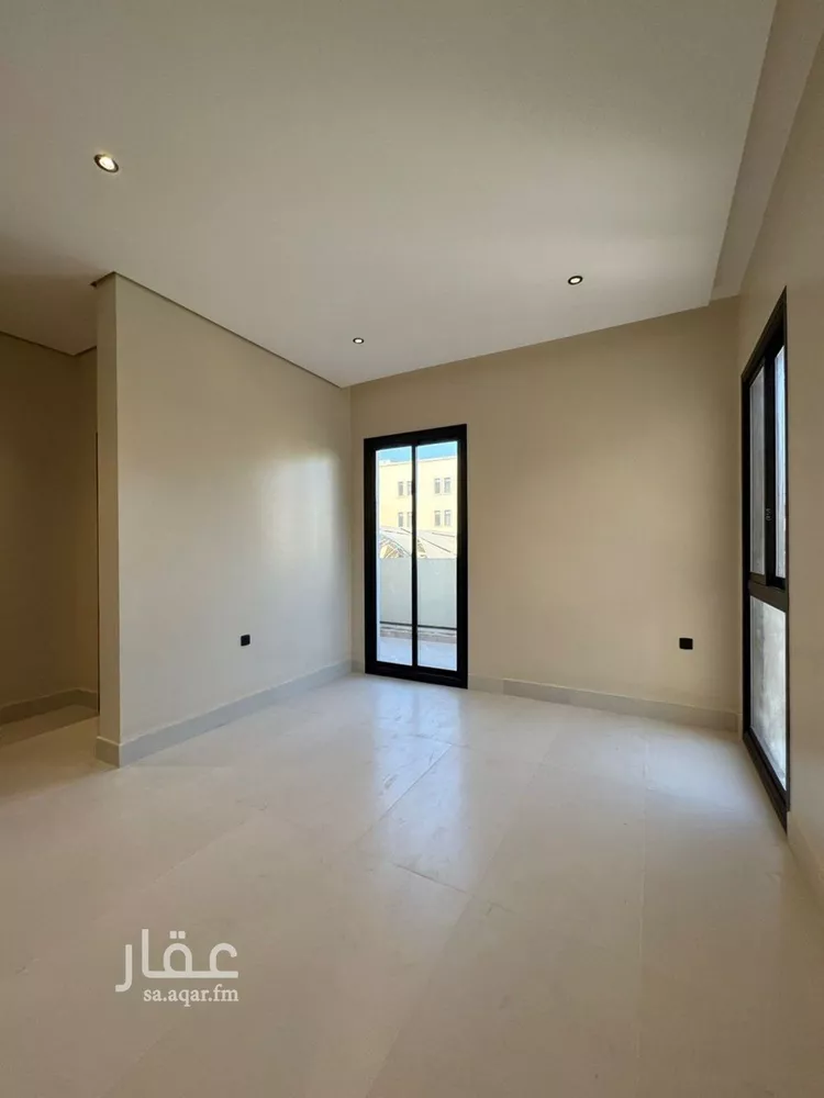 فيلا للبيع في شارع الجوية, حي العارض, مدينة الرياض, منطقة الرياض 12
