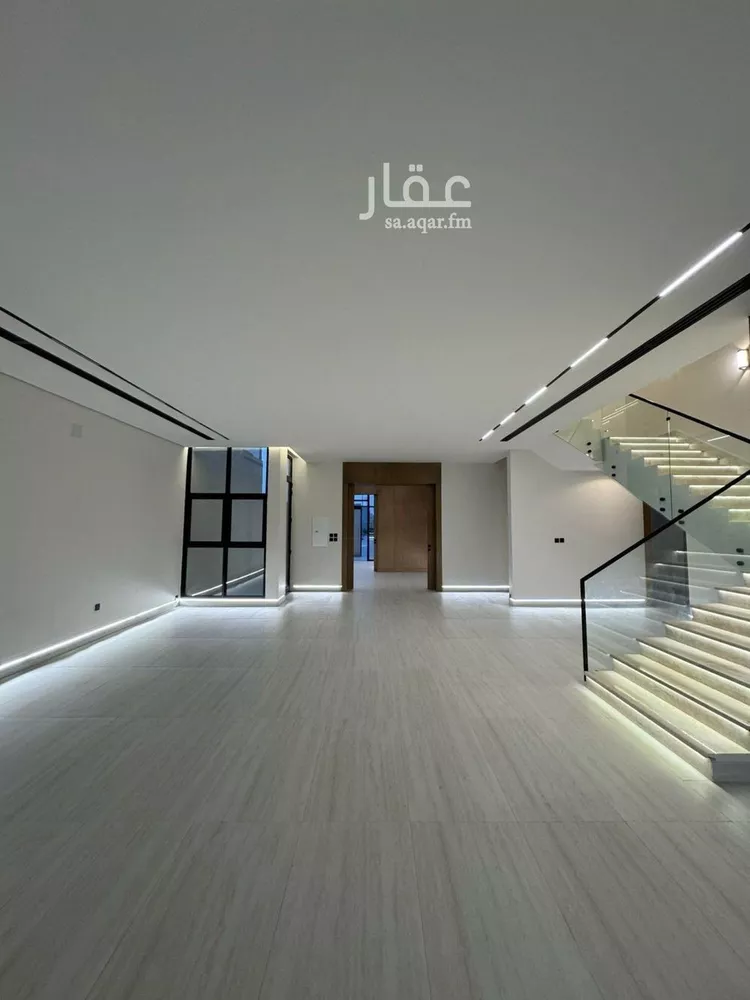 فيلا للبيع في شارع السافريه, حي العارض, مدينة الرياض, منطقة الرياض صورة 2