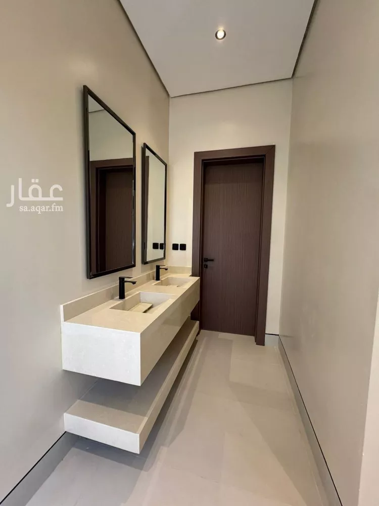 فيلا للبيع في شارع الجوية, حي العارض, مدينة الرياض, منطقة الرياض 8
