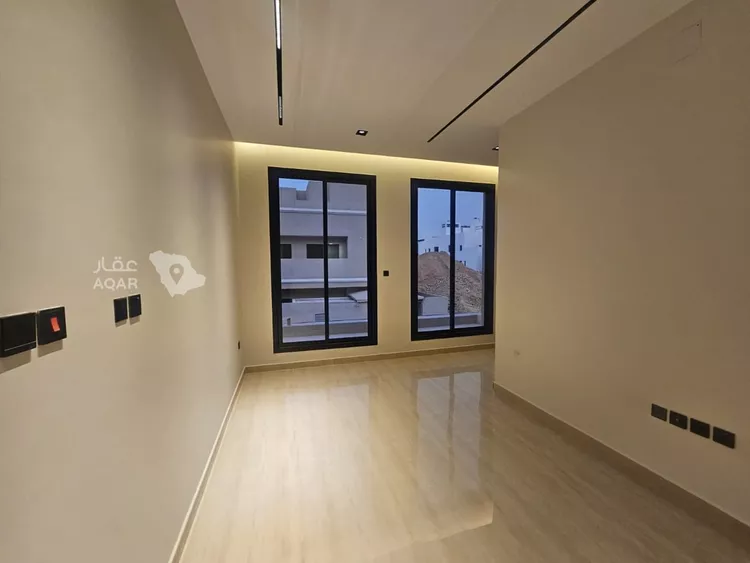 فيلا للبيع في شارع إبراهيم العوفي, حي العارض, مدينة الرياض, منطقة الرياض 9