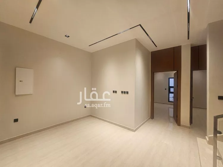 فيلا للبيع في شارع الصفار, حي العارض, مدينة الرياض, منطقة الرياض 18