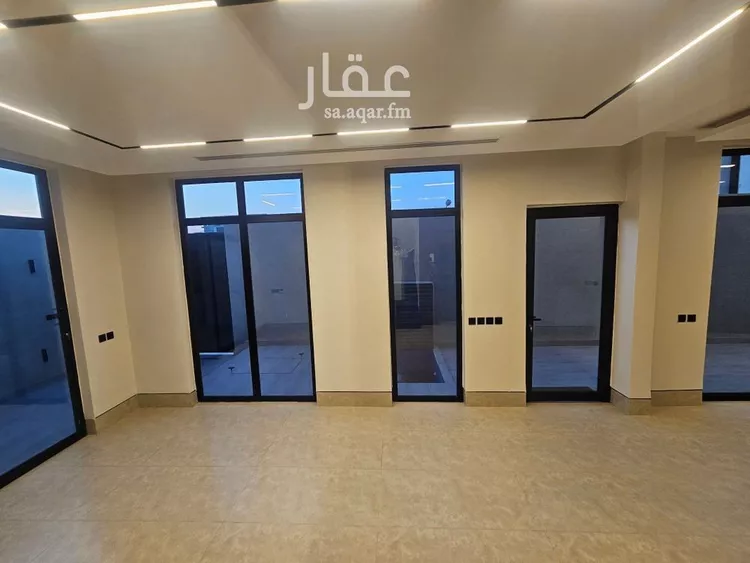 فيلا للبيع في شارع محمد أبي السعادات الطبري, حي النرجس, مدينة الرياض, منطقة الرياض صورة 4