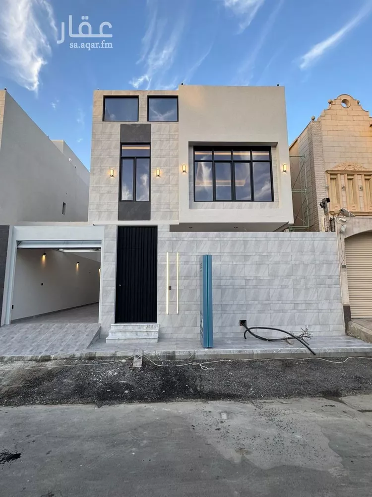 فيلا للبيع في شارع أحمد بن محمد الصباحي, حي الصواري, مدينة جدة, منطقة مكة المكرمة 1 صورة