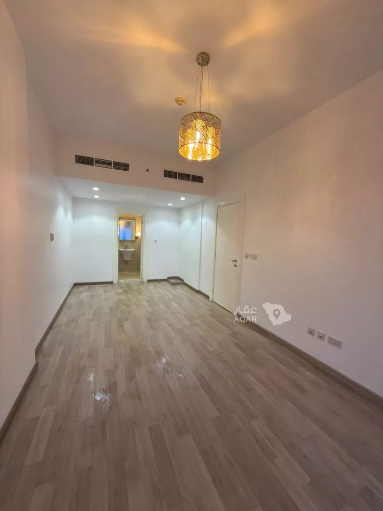 شقة للبيع في شارع طريق الكورنيش فرعي, حي الشاطئ, مدينة جدة, منطقة مكة المكرمة 13