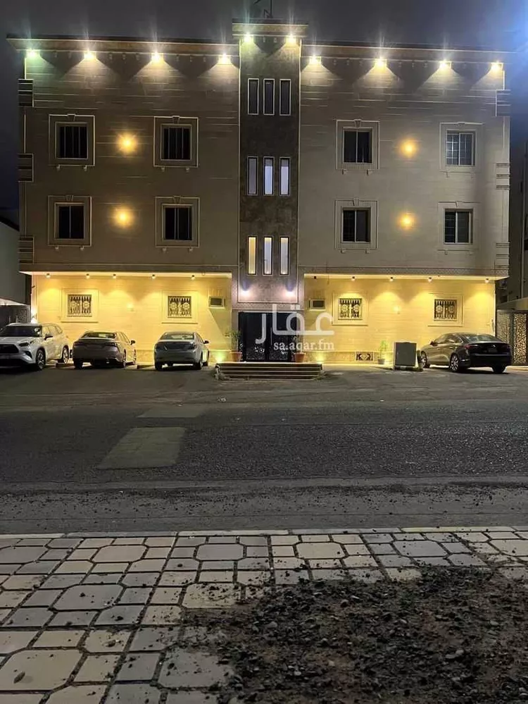 Building for Sale in Medina Dhu Al Hulayfah
