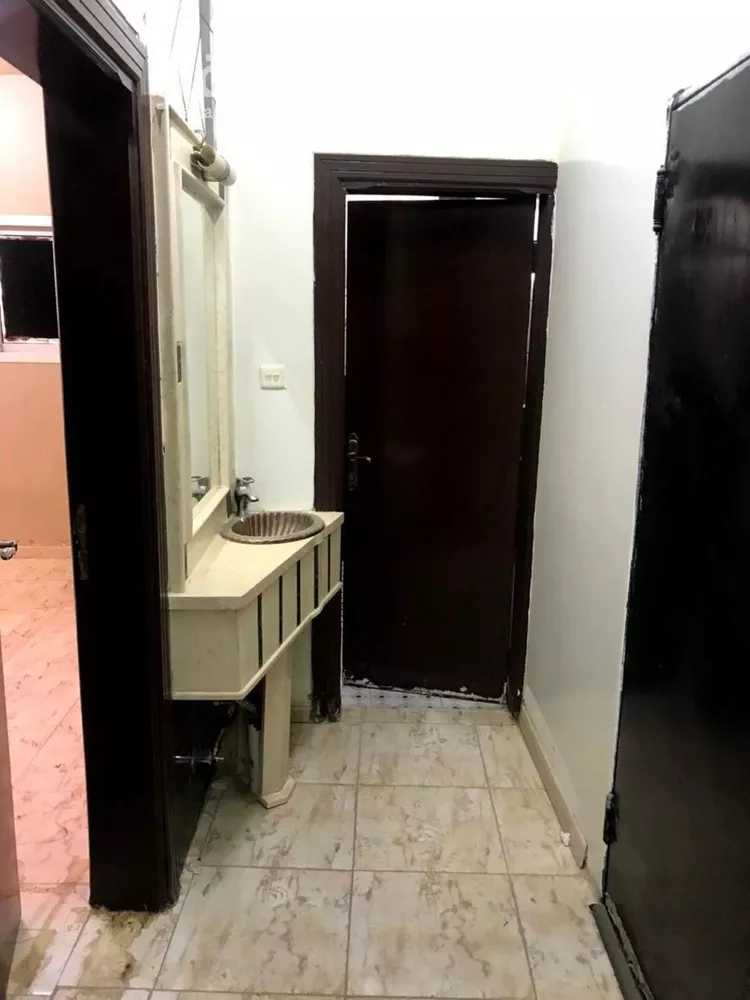 شقة للإيجار في شارع الامام البخاري, حي بدر, مدينة الرياض, منطقة الرياض صورة 2