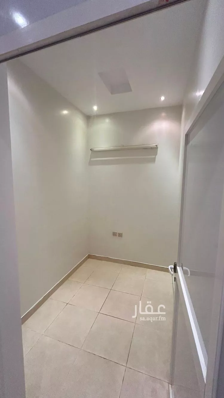 Apartment for Rent in Riyadh Al Malqa 9