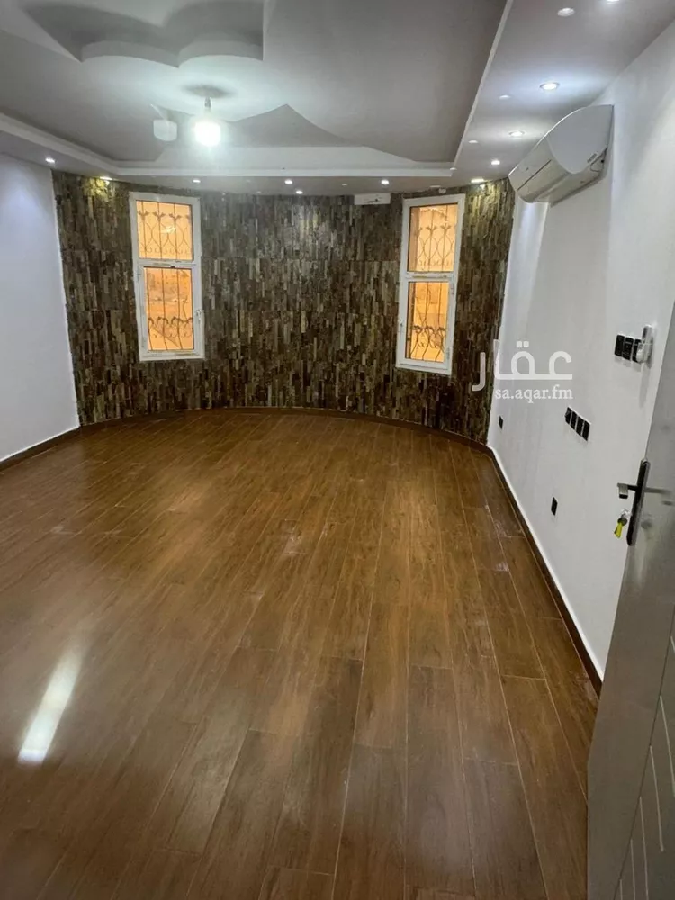 فيلا للإيجار في شارع رقم 71, حي ظهرة لبن, مدينة الرياض, منطقة الرياض صورة 3