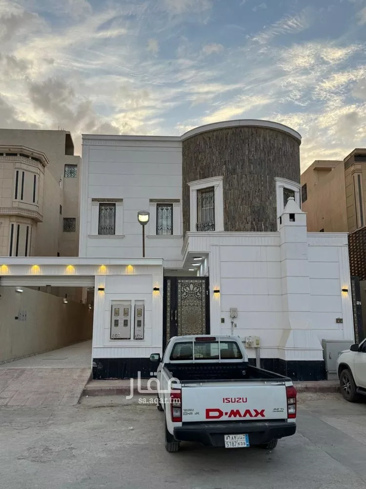 فيلا للإيجار في شارع رقم 71, حي ظهرة لبن, مدينة الرياض, منطقة الرياض