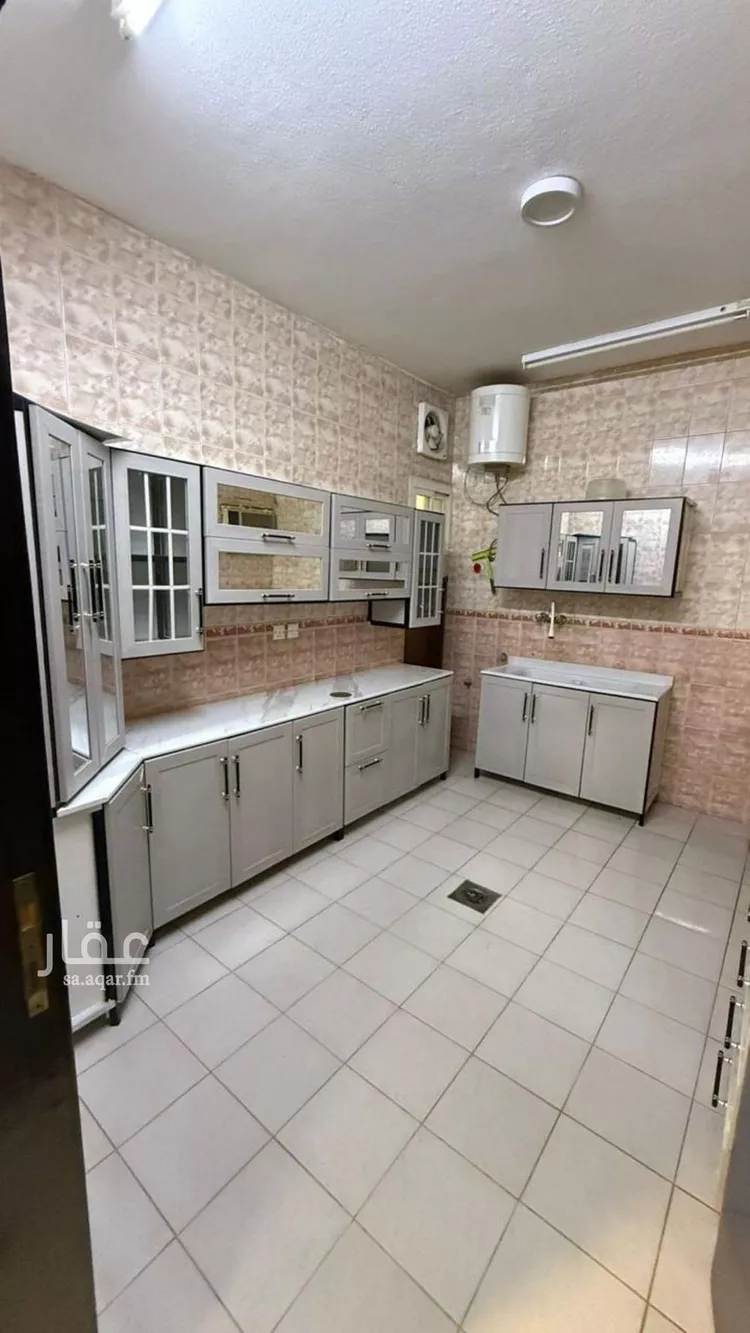 شقة للإيجار في شارع محمد نور رحيمي, حي المهدية, مدينة الرياض, منطقة الرياض