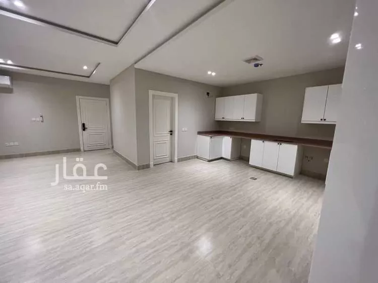 شقة للإيجار في شارع القرية العليا, حي الحمراء, مدينة الخبر, المنطقة الشرقية