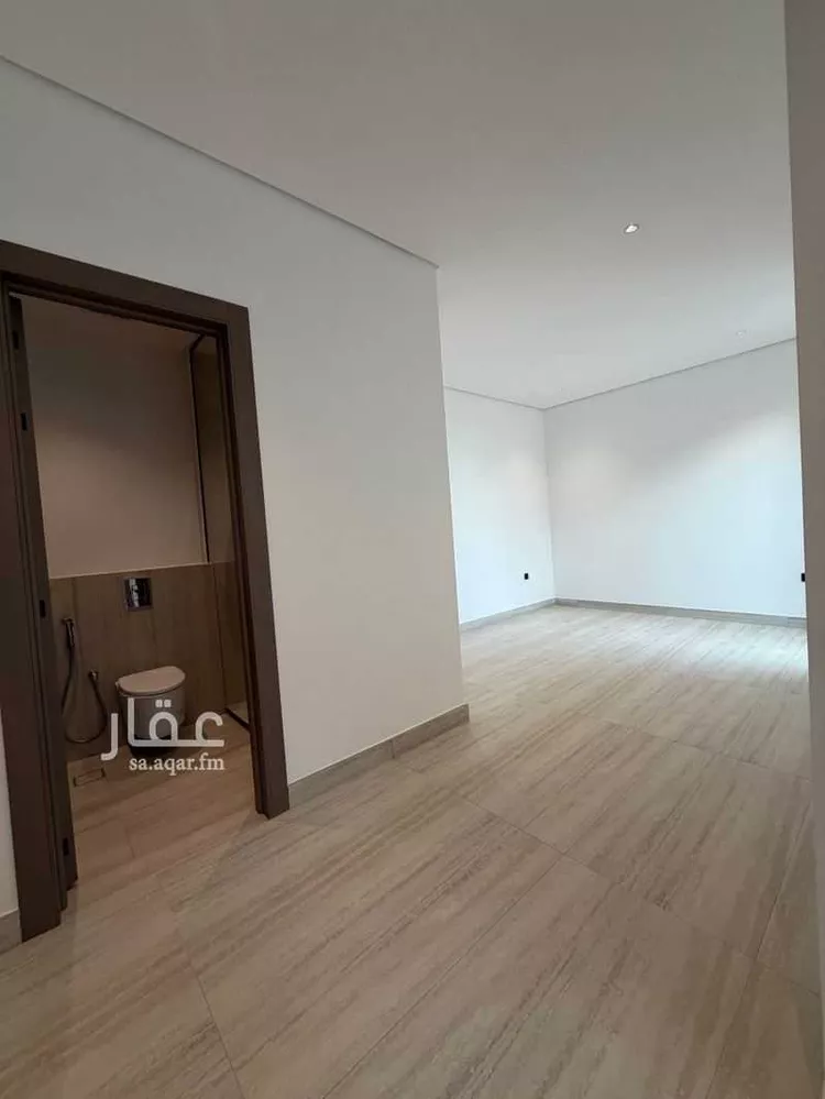 فيلا للإيجار في شارع أبي عبدالله بن الجراح, حي النرجس, مدينة الرياض, منطقة الرياض 15
