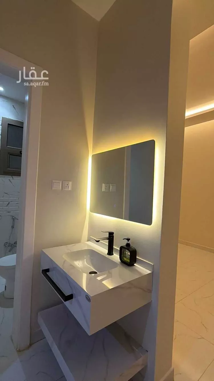 شقة للإيجار في شارع أبي الحسين المدائني, حي العارض, مدينة الرياض, منطقة الرياض 8