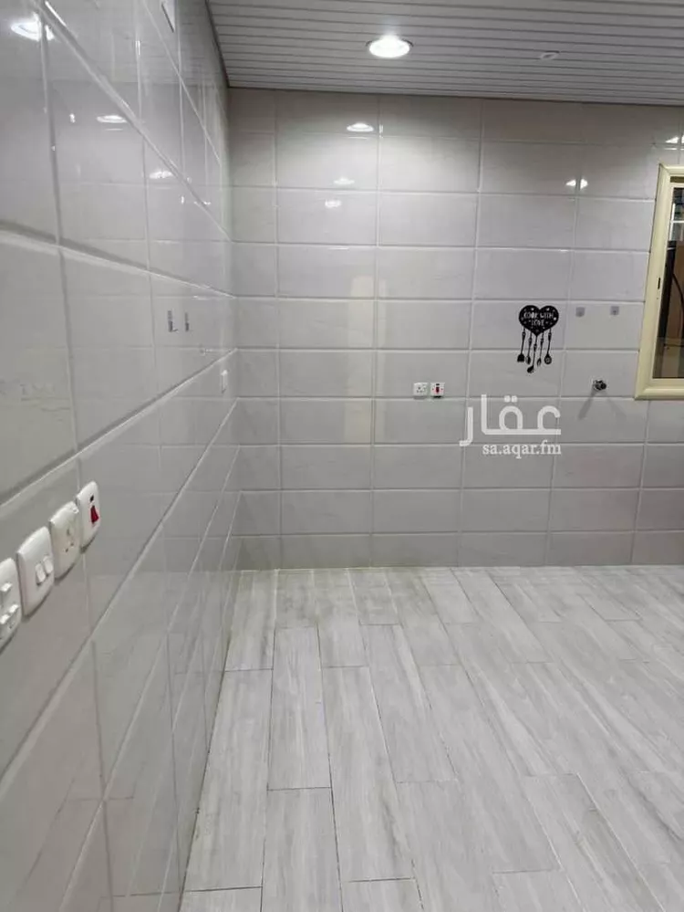 شقة للإيجار في شارع سيف بن النعمان اللخمي ، حي الرانوناء ، المدينة المنورة ، منطقة المدينة المنورة صورة 4