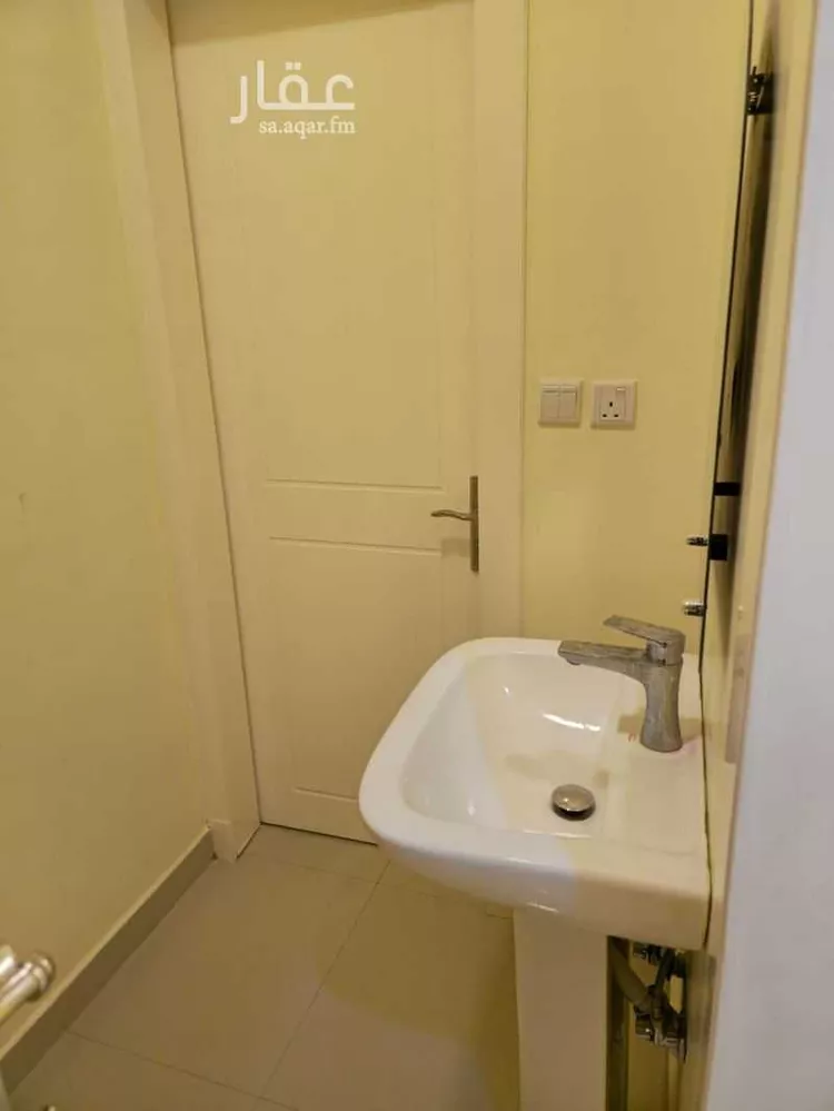 شقة للإيجار في شارع لقاح, حي عكاظ, مدينة الرياض, منطقة الرياض صورة 5