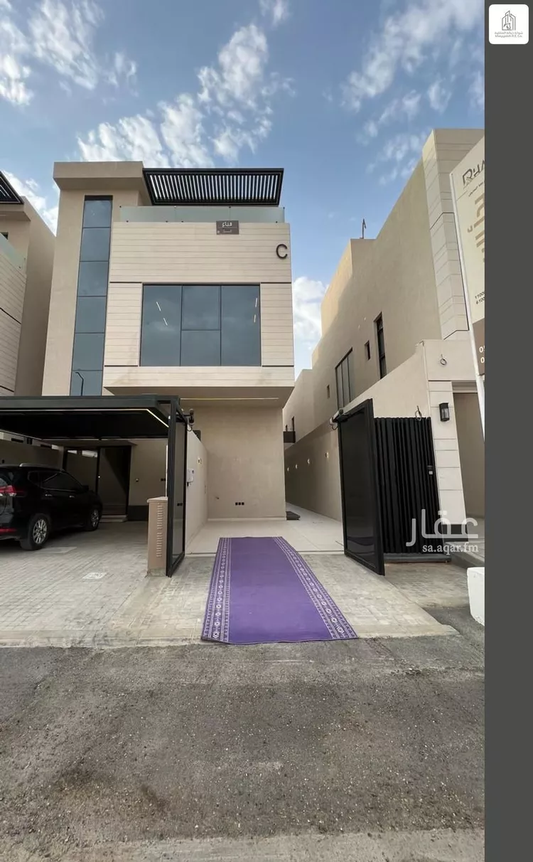 Floor for Sale in Riyadh Al Arid