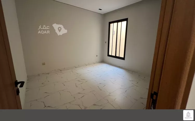 Floor for Rent in Riyadh Al Arid 7
