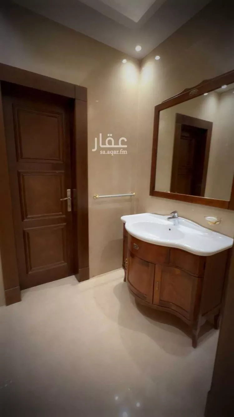 فيلا للإيجار في شارع التنعيم, حي العقيق, مدينة الرياض, منطقة الرياض صورة 3