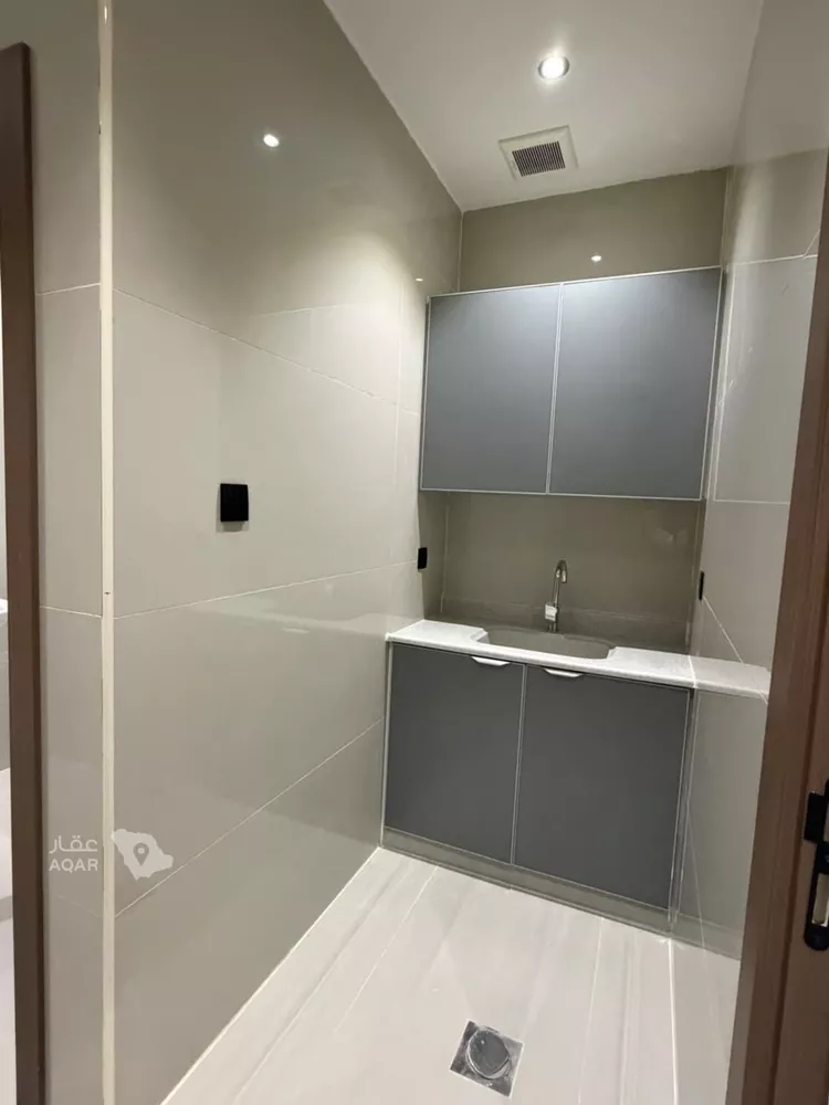 عمارة للإيجار في حي الضباب, مدينة الجبيل, المنطقة الشرقية صورة 2