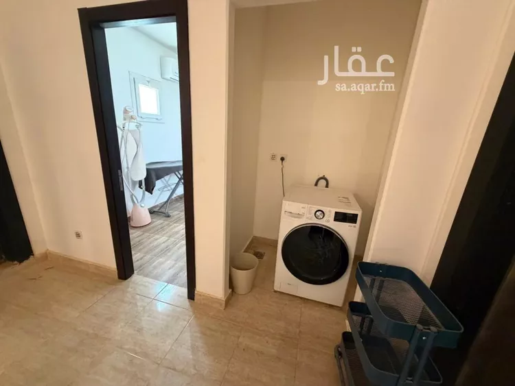 فيلا للإيجار في شارع أبي عبدالله الأشبيلي, حي مطار الملك خالد الدولي, مدينة الرياض, منطقة الرياض صورة 5