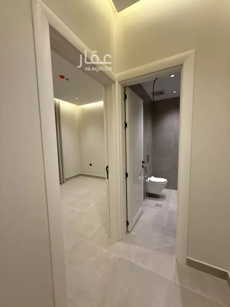 شقة للإيجار في شارع وادي هجر, حي الملقا, مدينة الرياض, منطقة الرياض صورة 4