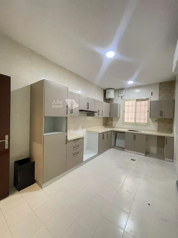 Apartment for Rent in Riyadh Al Arid 9