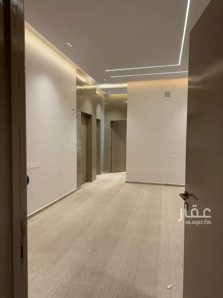 دور للبيع في شارع مقيشط, حي السعادة, مدينة الرياض, منطقة الرياض صورة 4
