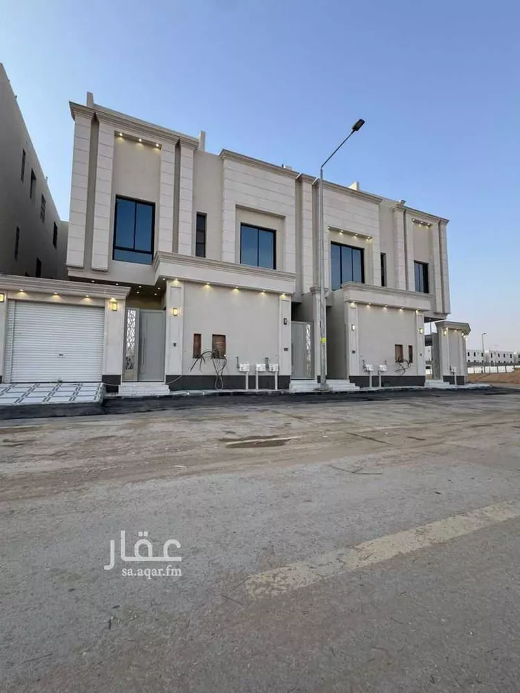 فيلا للبيع في شارع ابي الحسن علي الجرجاني, حي الرمال, مدينة الرياض, منطقة الرياض